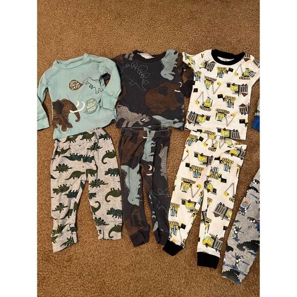 Mega Bundle Baby Boy Pajamas Sz 12 m Carters • 14 pieces total •4 matching sets - Picture 2 of 5